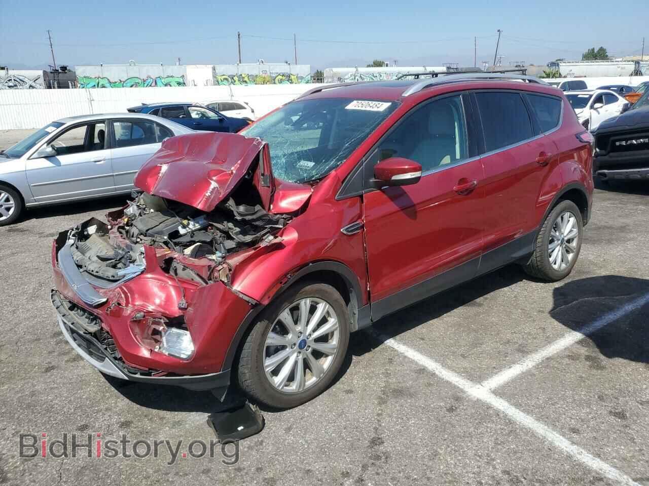 Фотография 1FMCU0J96HUC51345 - FORD ESCAPE 2017