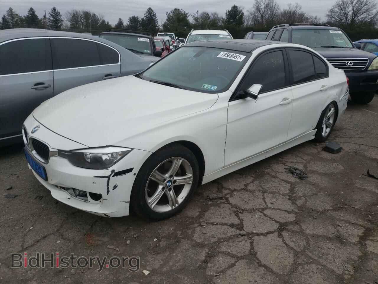 2013 BMW 3 SERIES - VIN: WBA3B3C59DF538924 - Фото 2