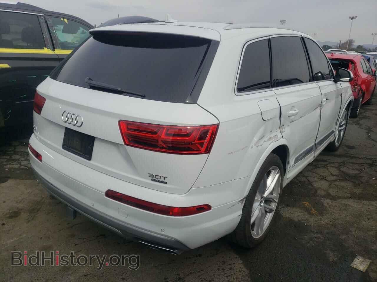 2017 AUDI Q7 - VIN: WA1VAAF71HD015411 - Фото 3