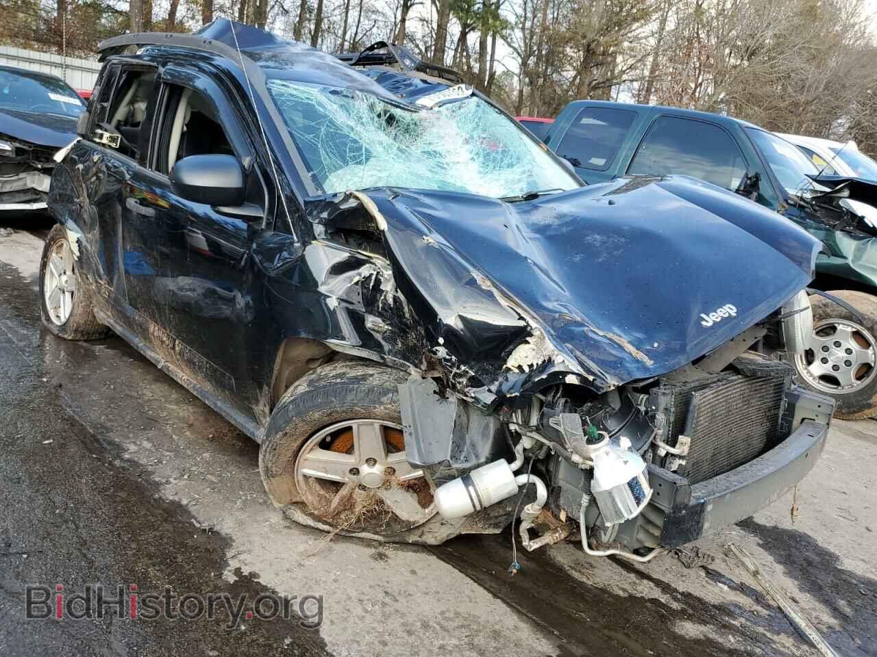 2007 JEEP COMPASS - VIN: 1J8FT47WX7D106065 - Photo 4