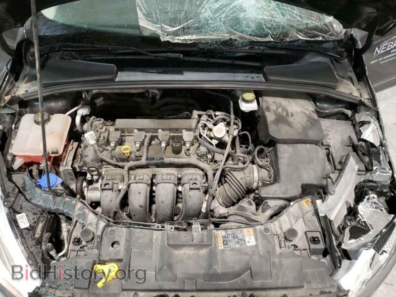 2017 Ford FOCUS (VIN 1FADP3F28HL329634) — фото 7 из 10