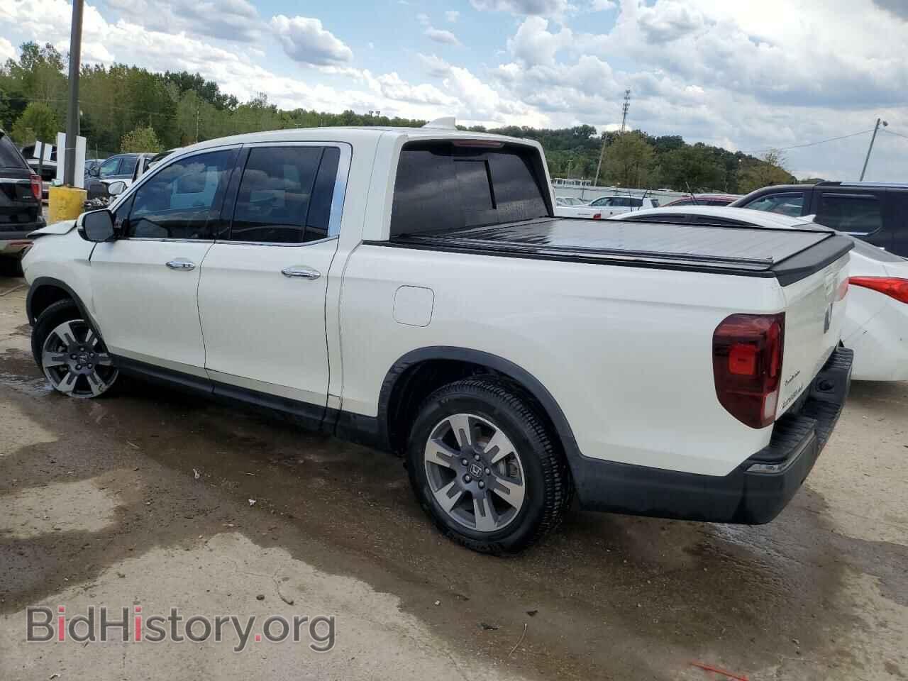 2018 HONDA RIDGELINE - VIN: 5FPYK3F73JB003682 - Фото 2