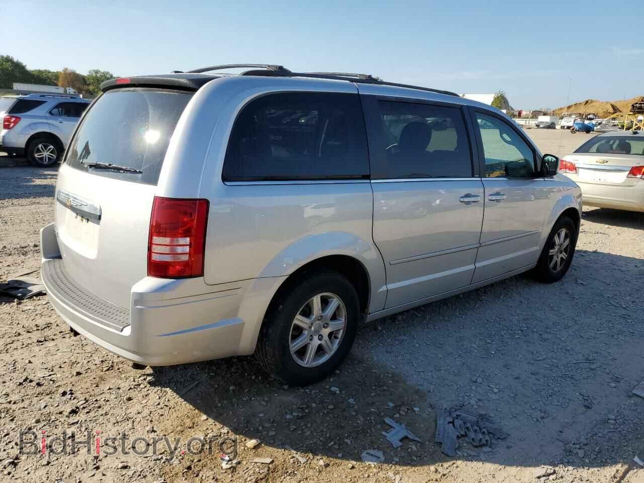2008 CHRYSLER MINIVAN - VIN: 2A8HR54P28R837808 - Фото 3