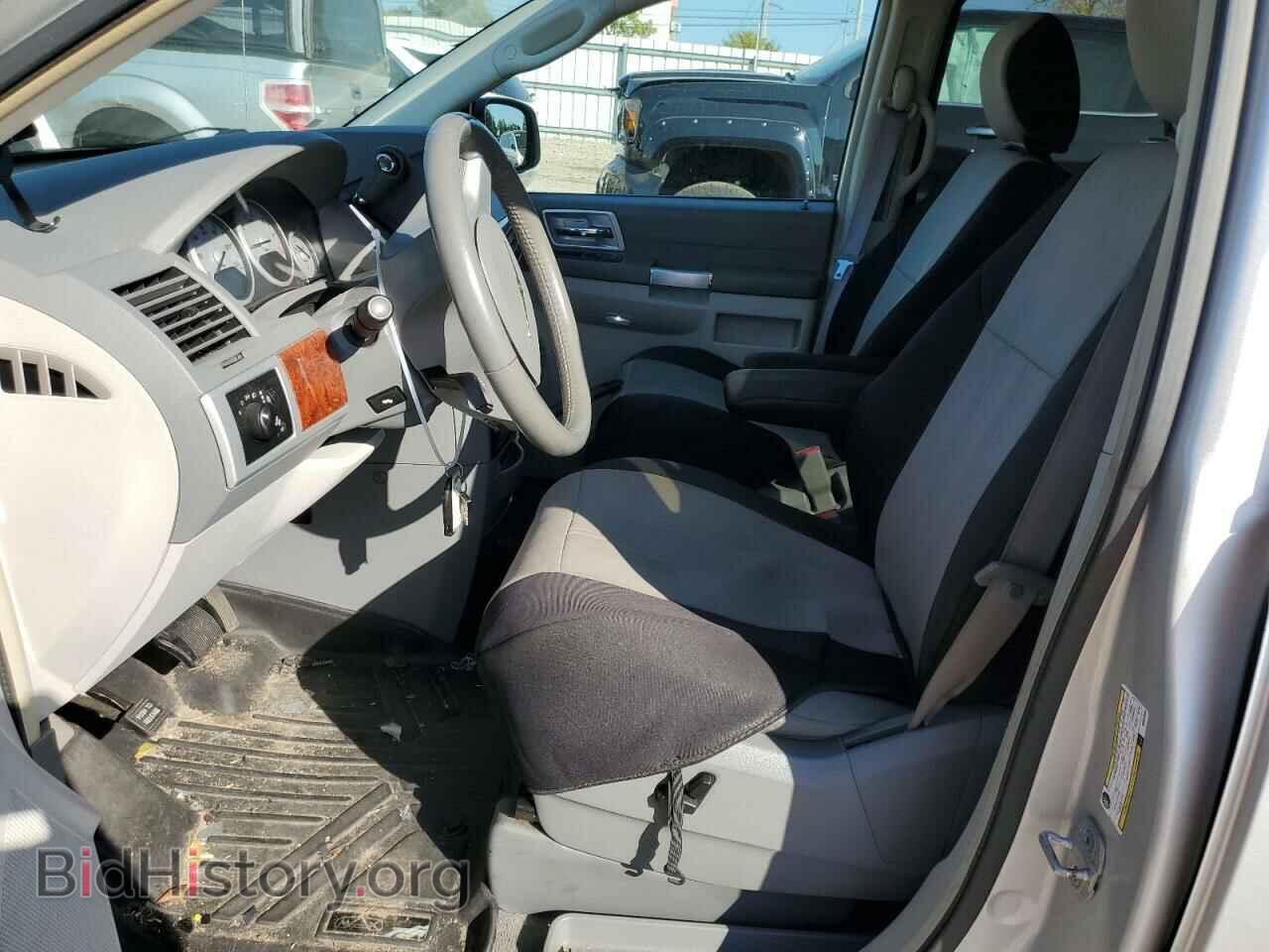 2008 CHRYSLER MINIVAN - VIN: 2A8HR54P28R837808 - Фото 7