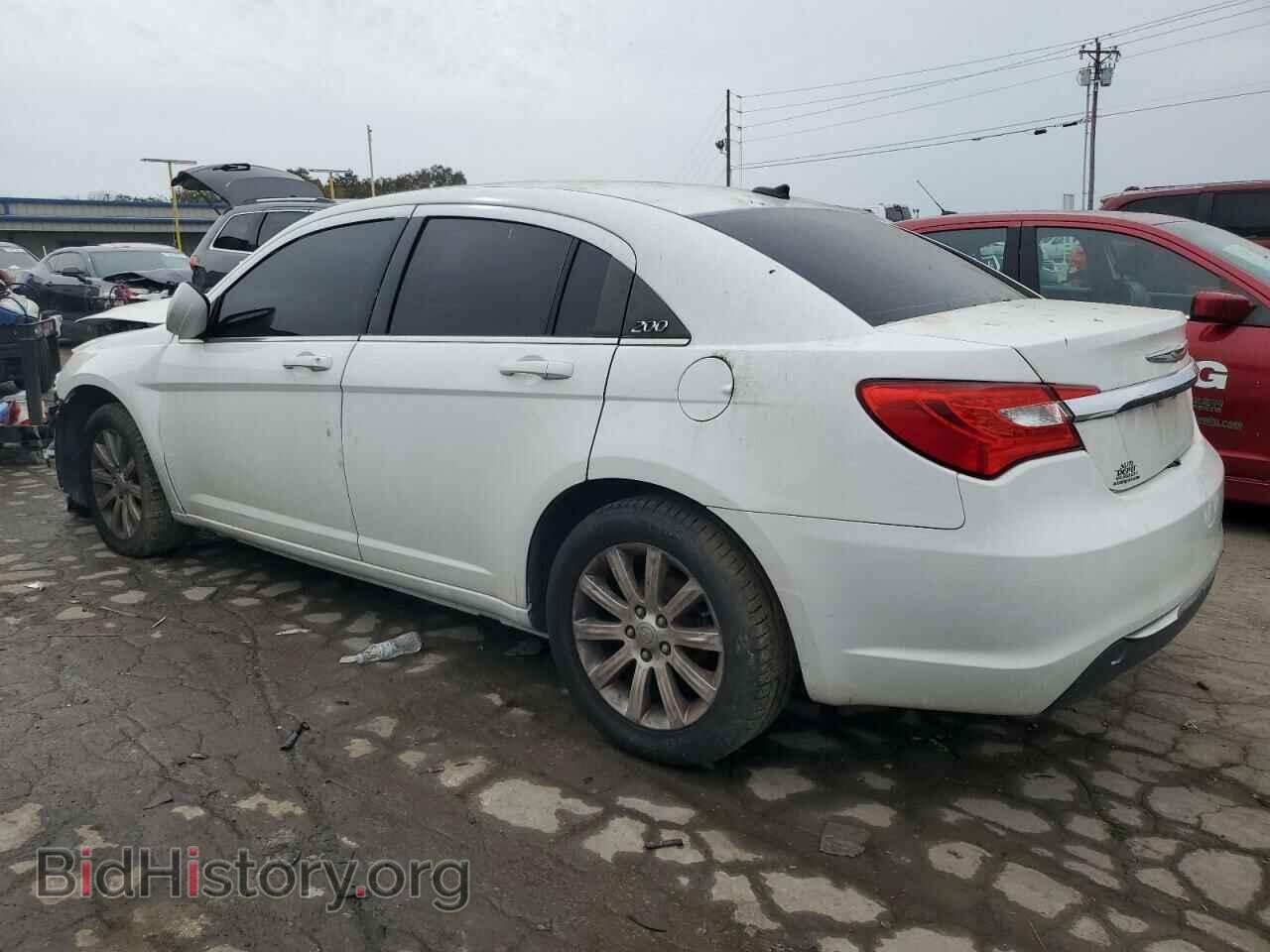 2013 CHRYSLER 200 - VIN: 1C3CCBBB3DN763657 - Фото 2