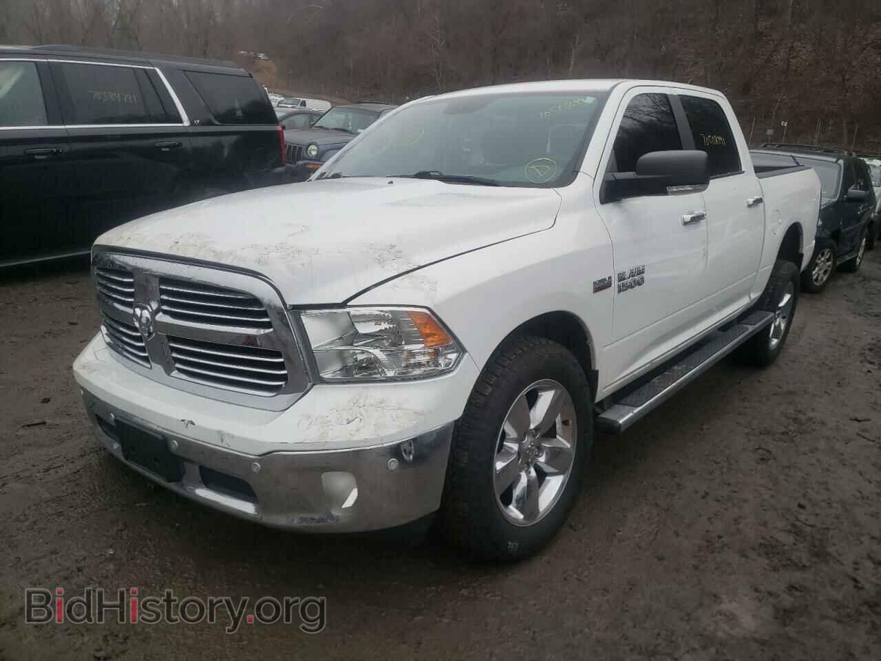 2017 RAM 1500 - VIN: 1C6RR7LT2HS549251 - Photo 2