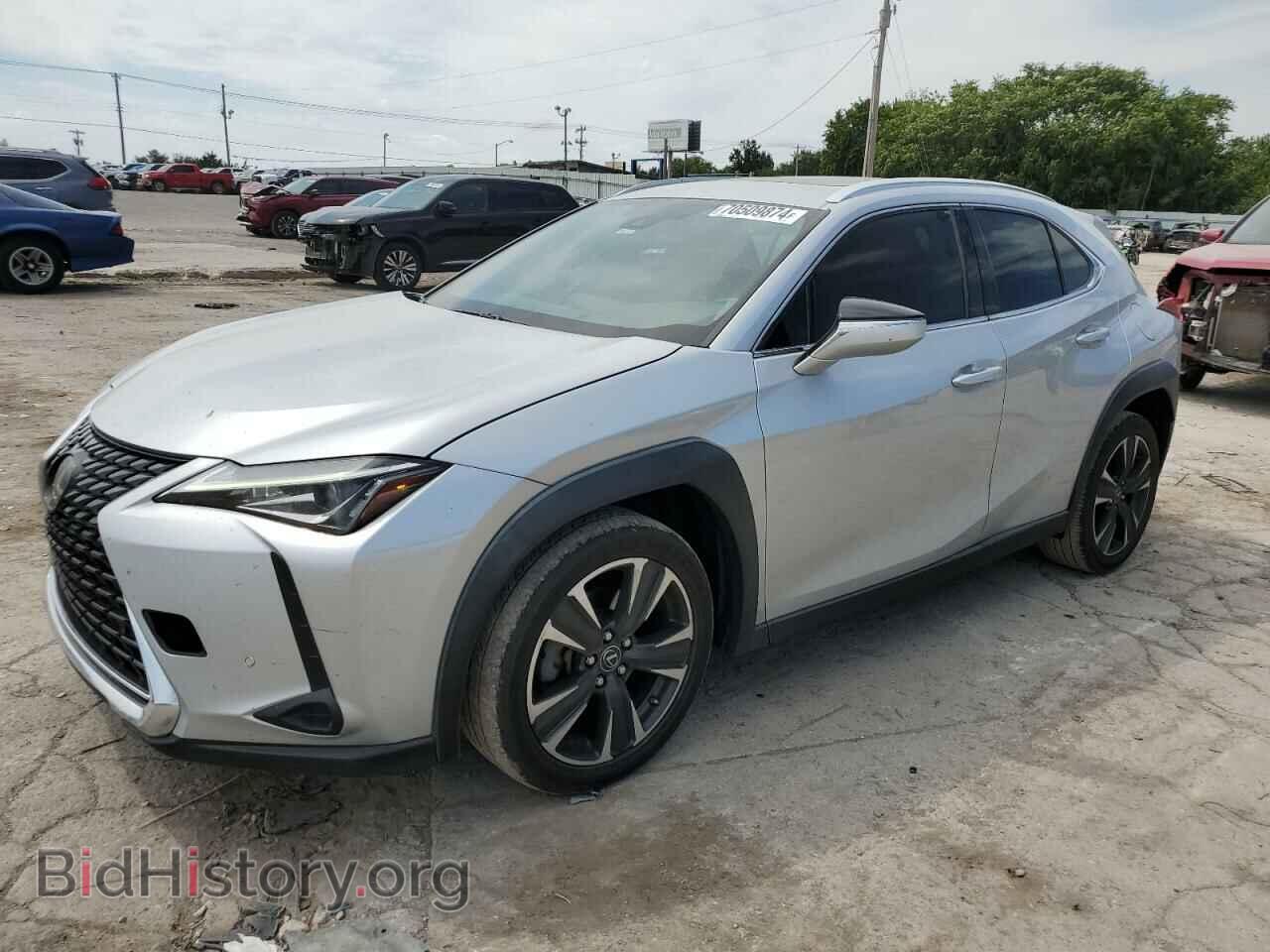 Фотография JTHY3JBH6K2018088 - LEXUS UX 200 2019