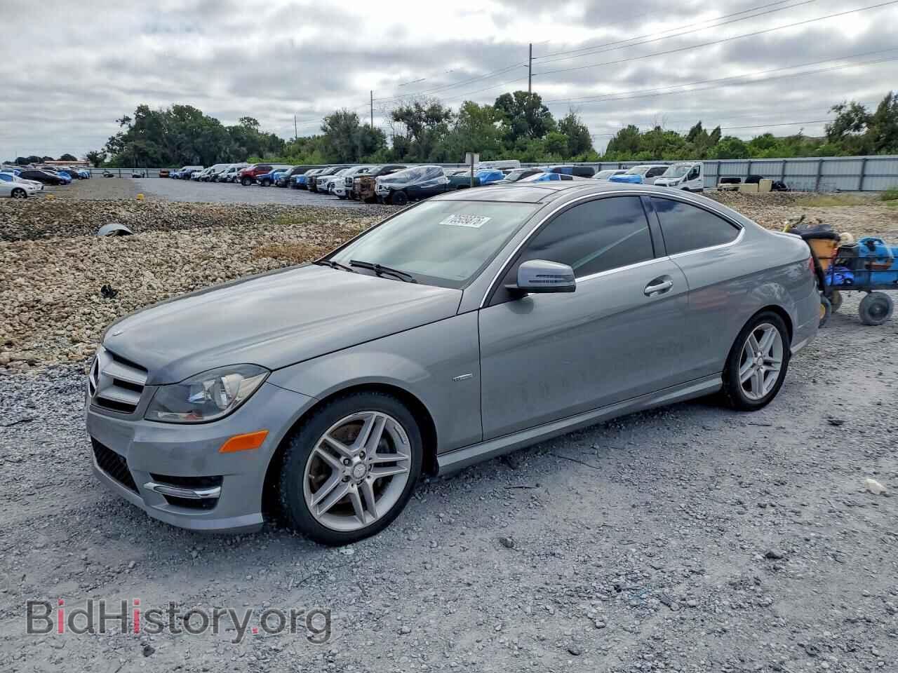 Фотография WDDGJ5HB3CF734704 - MERCEDES-BENZ C-CLASS 2012