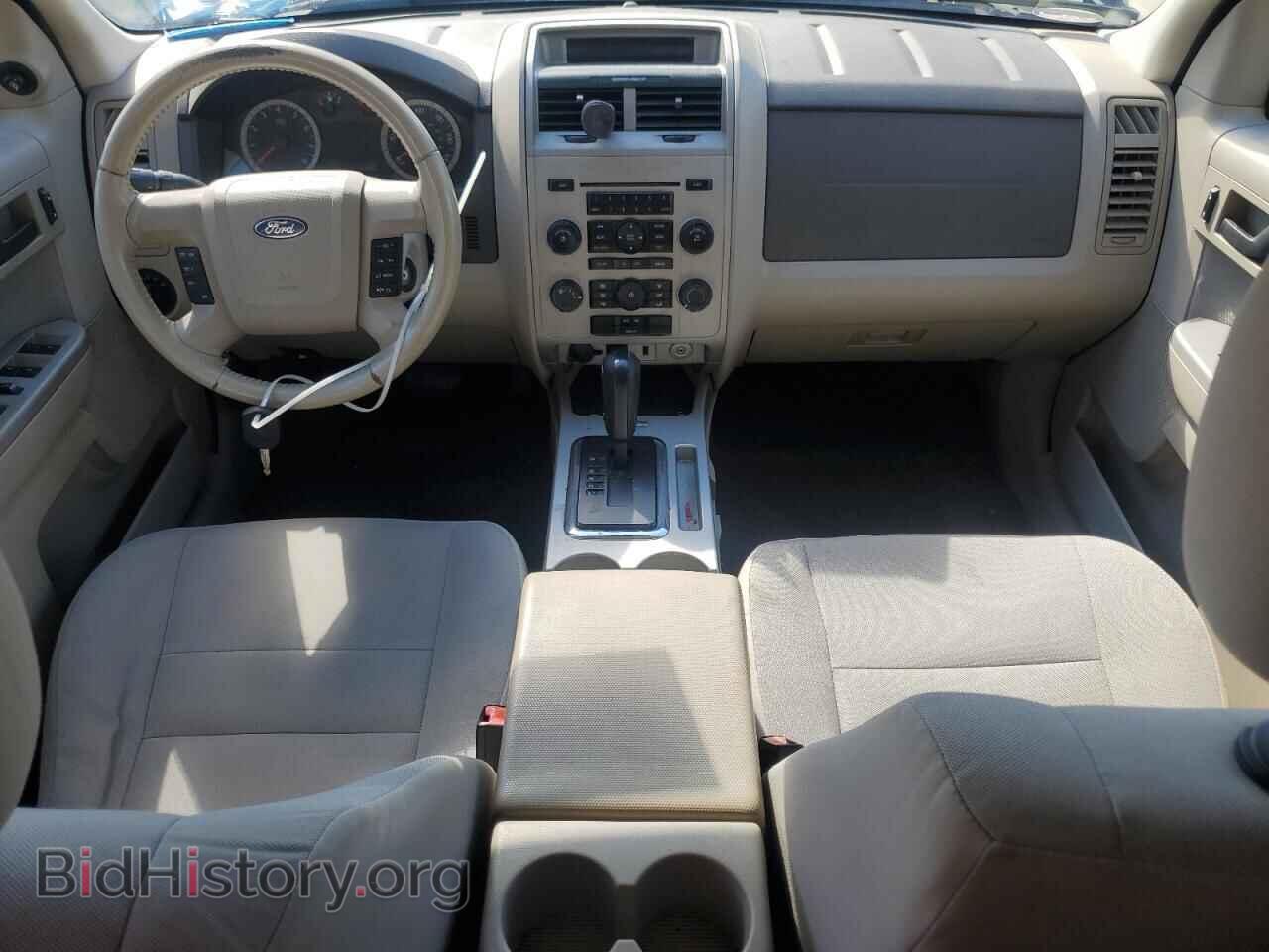 2011 FORD ESCAPE - VIN: 1FMCU0DG5BKB75145 - Фото 8
