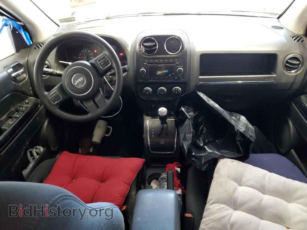 2011 JEEP COMPASS - VIN: 1J4NF1FB1BD135111 - Фото 8