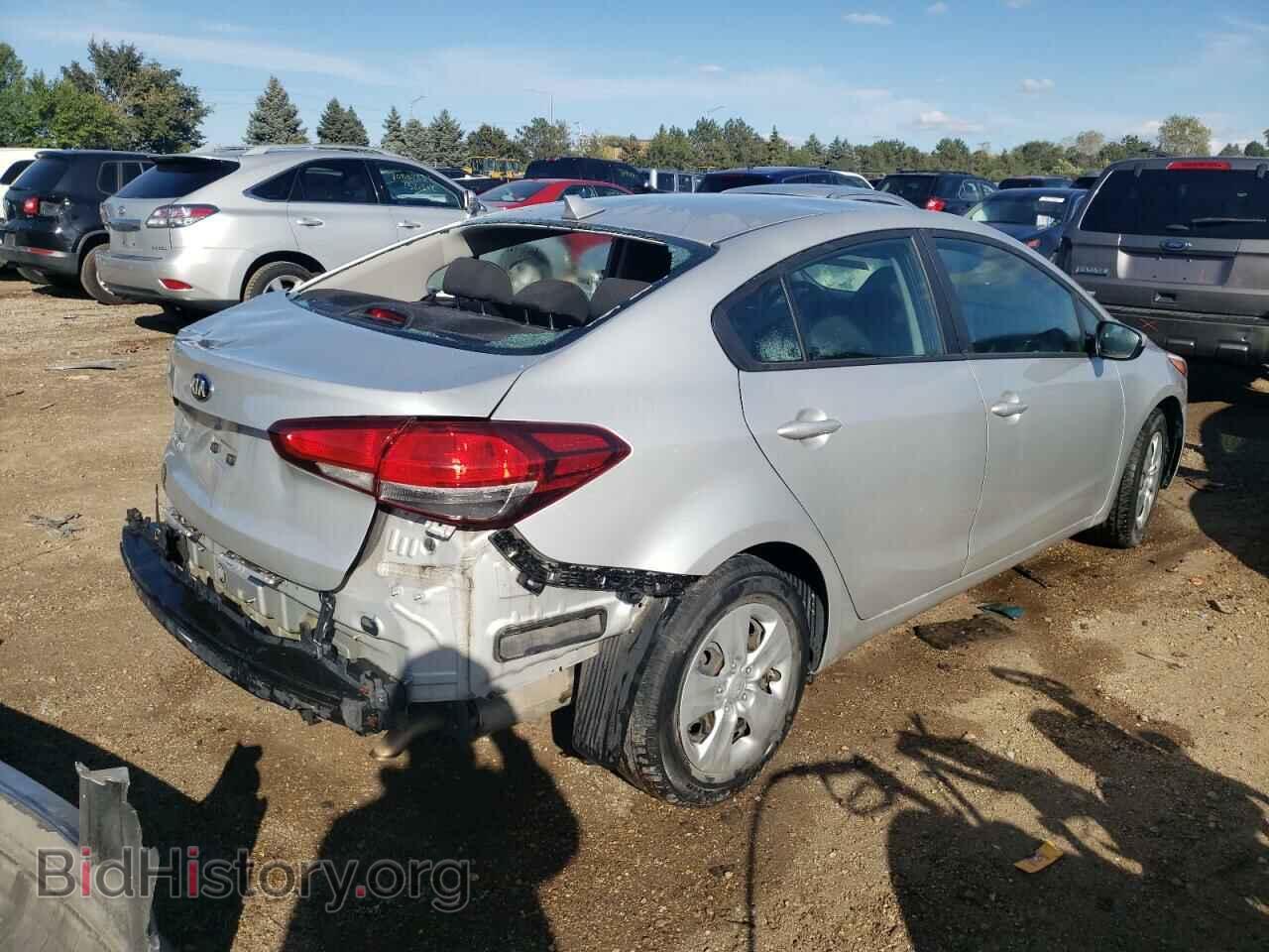2017 KIA FORTE - VIN: 3KPFK4A79HE143118 - Фото 3