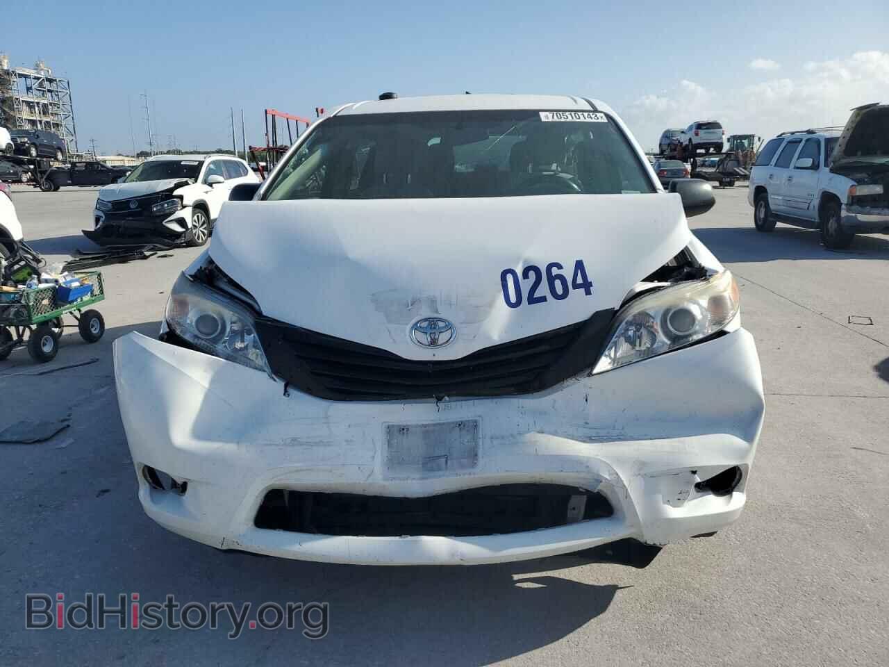 2017 TOYOTA All Models - VIN: 5TDZZ3DC2HS872143 - Фото 5