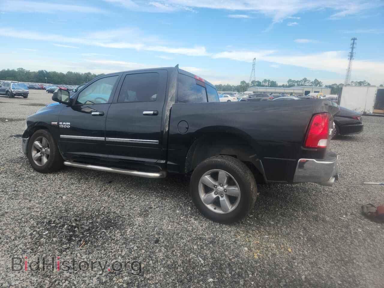 2017 RAM 1500 - VIN: 1C6RR7LT1HS719650 - Photo 2
