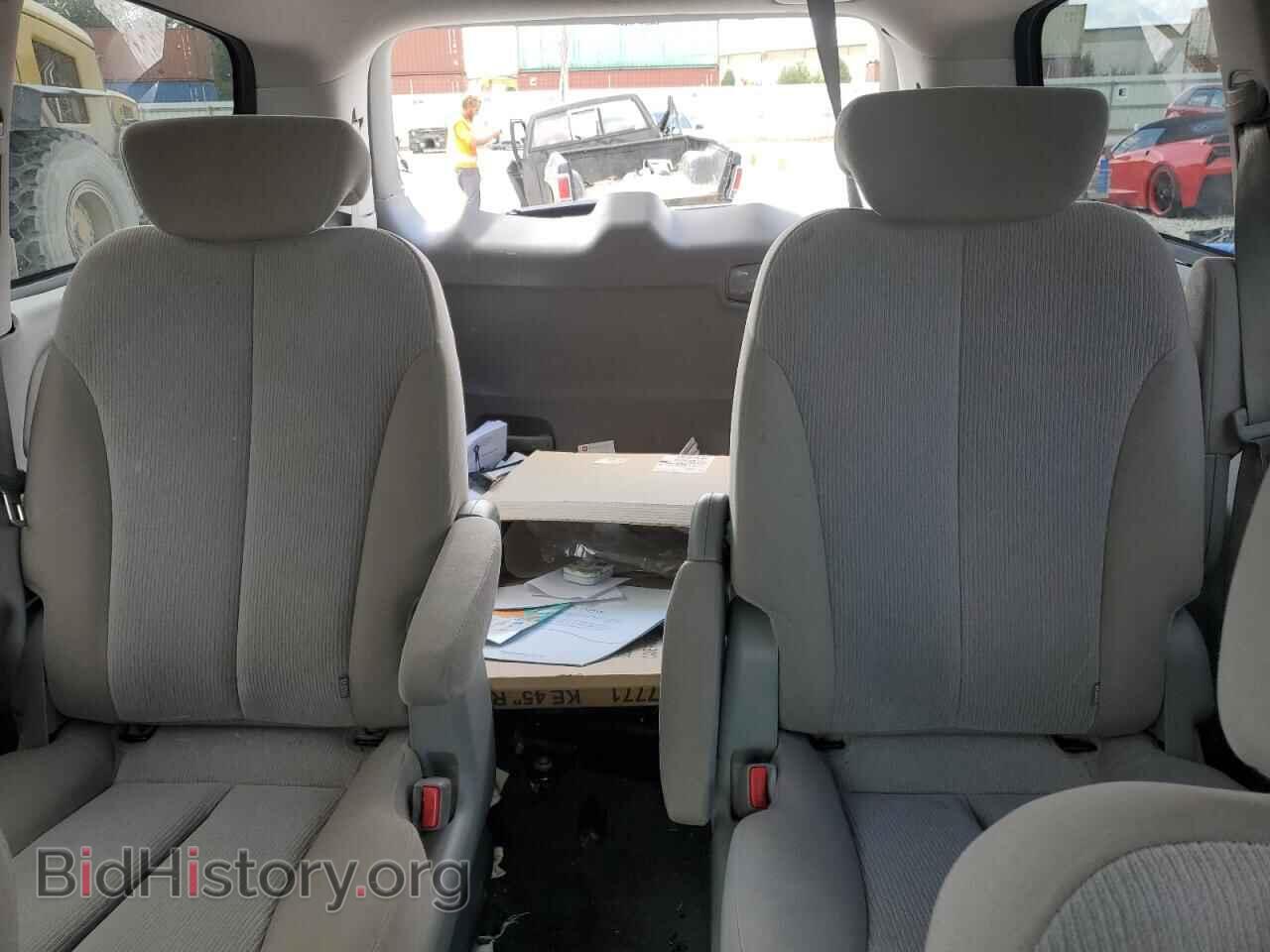 2010 KIA All Models - VIN: KNDMG4C35A6329785 - Фото 10