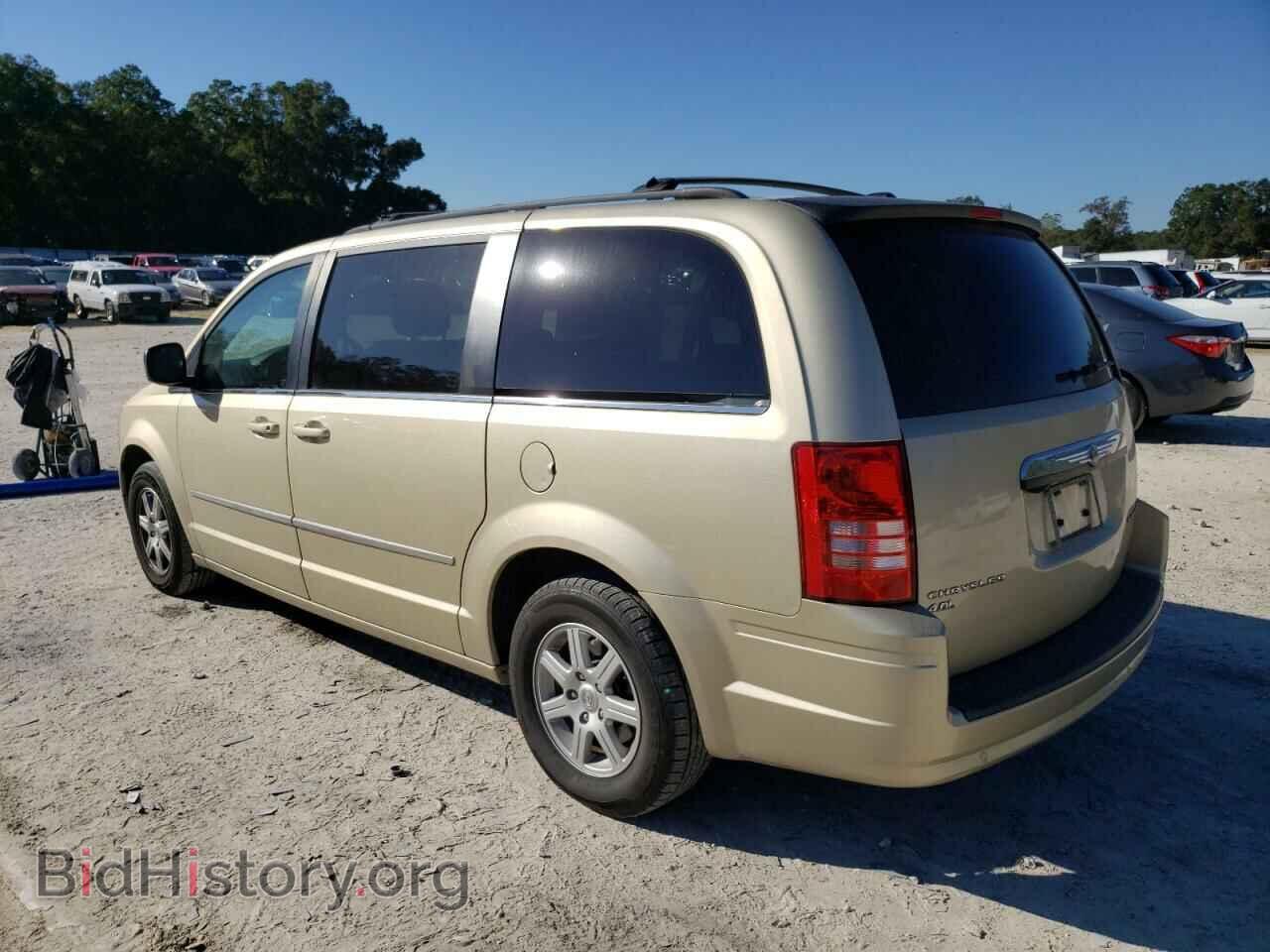 2010 CHRYSLER MINIVAN - VIN: 2A4RR8DX2AR361332 - Фото 2