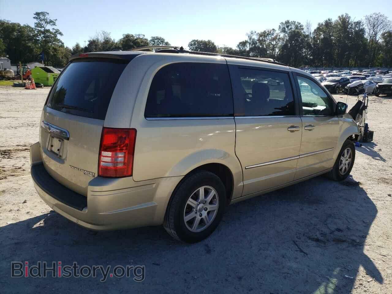 2010 CHRYSLER MINIVAN - VIN: 2A4RR8DX2AR361332 - Фото 3