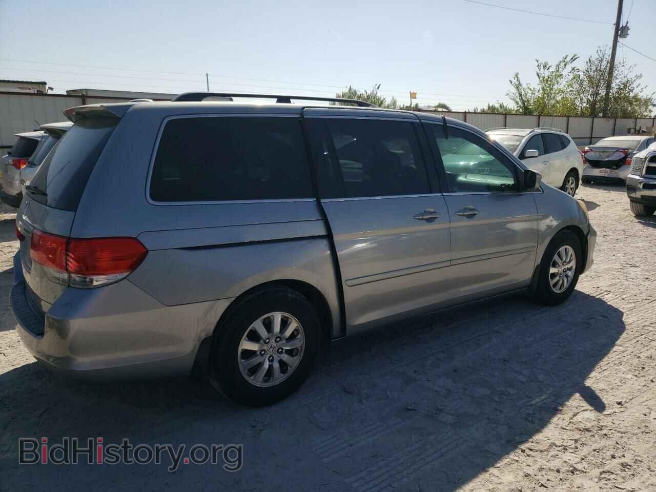 2010 HONDA All Models - VIN: 5FNRL3H73AB102302 - Фото 3