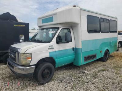 2015 Ford ALL MODELS E450 Super Duty Cutaway Van, white — VIN 1FDFE4FS3FDA01359, Copart