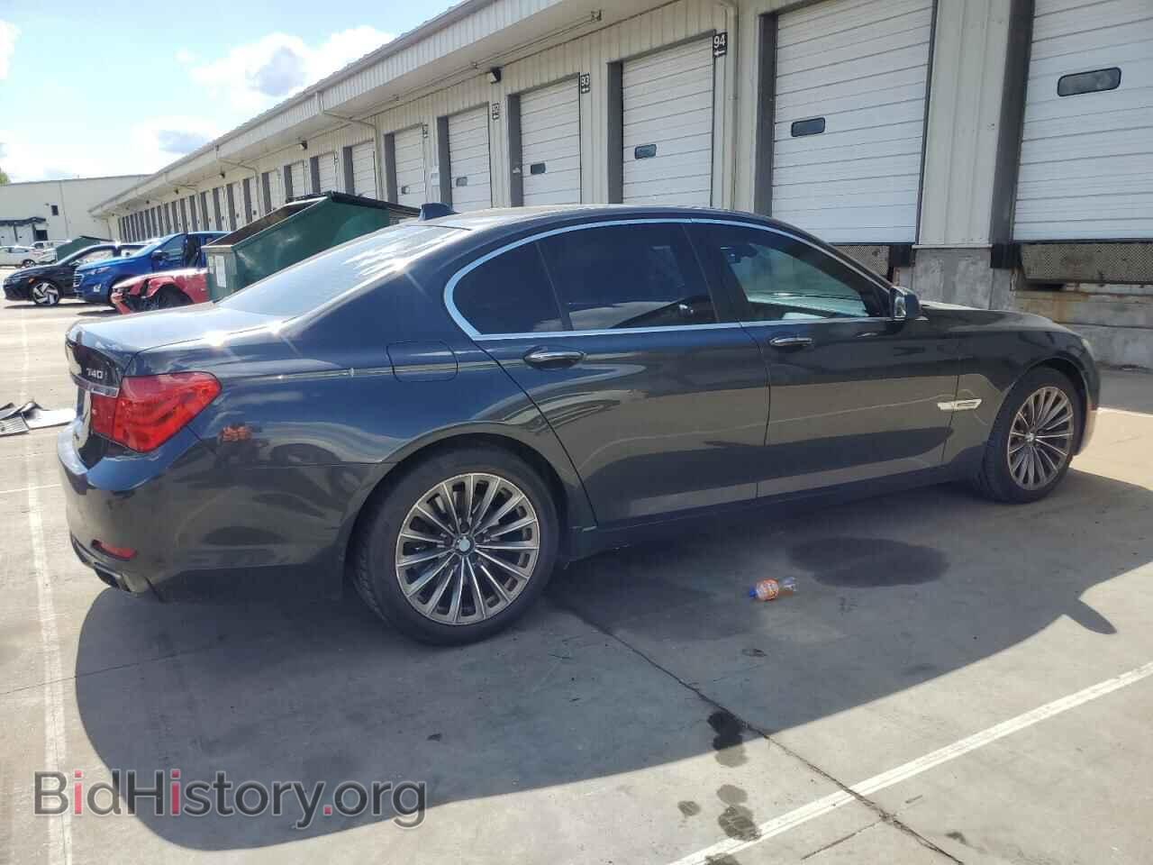 2012 BMW 7 SERIES - VIN: WBAKA4C56CC613826 - Фото 3