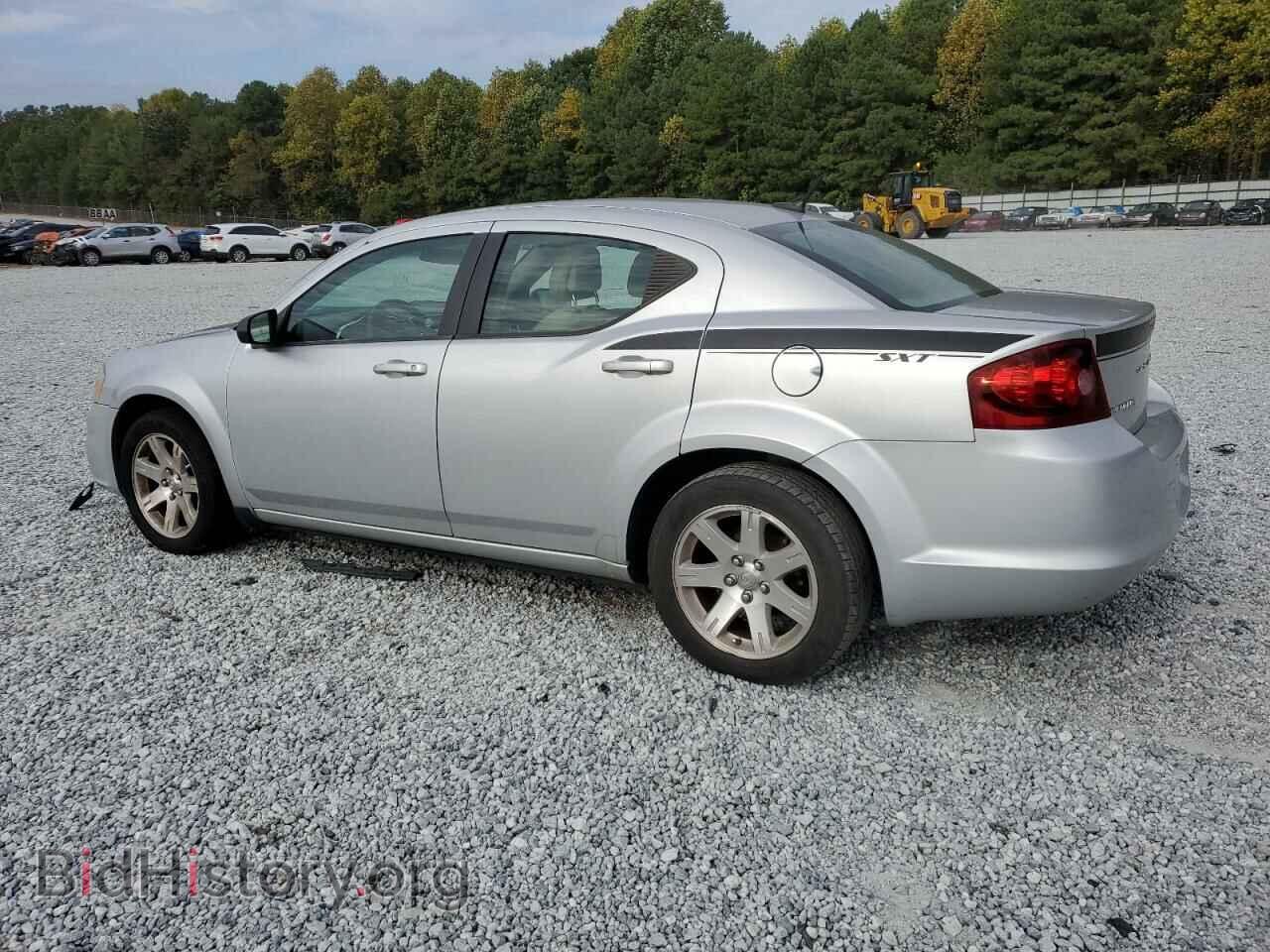 2011 DODGE AVENGER - VIN: 1B3BD4FB0BN542428 - Фото 2