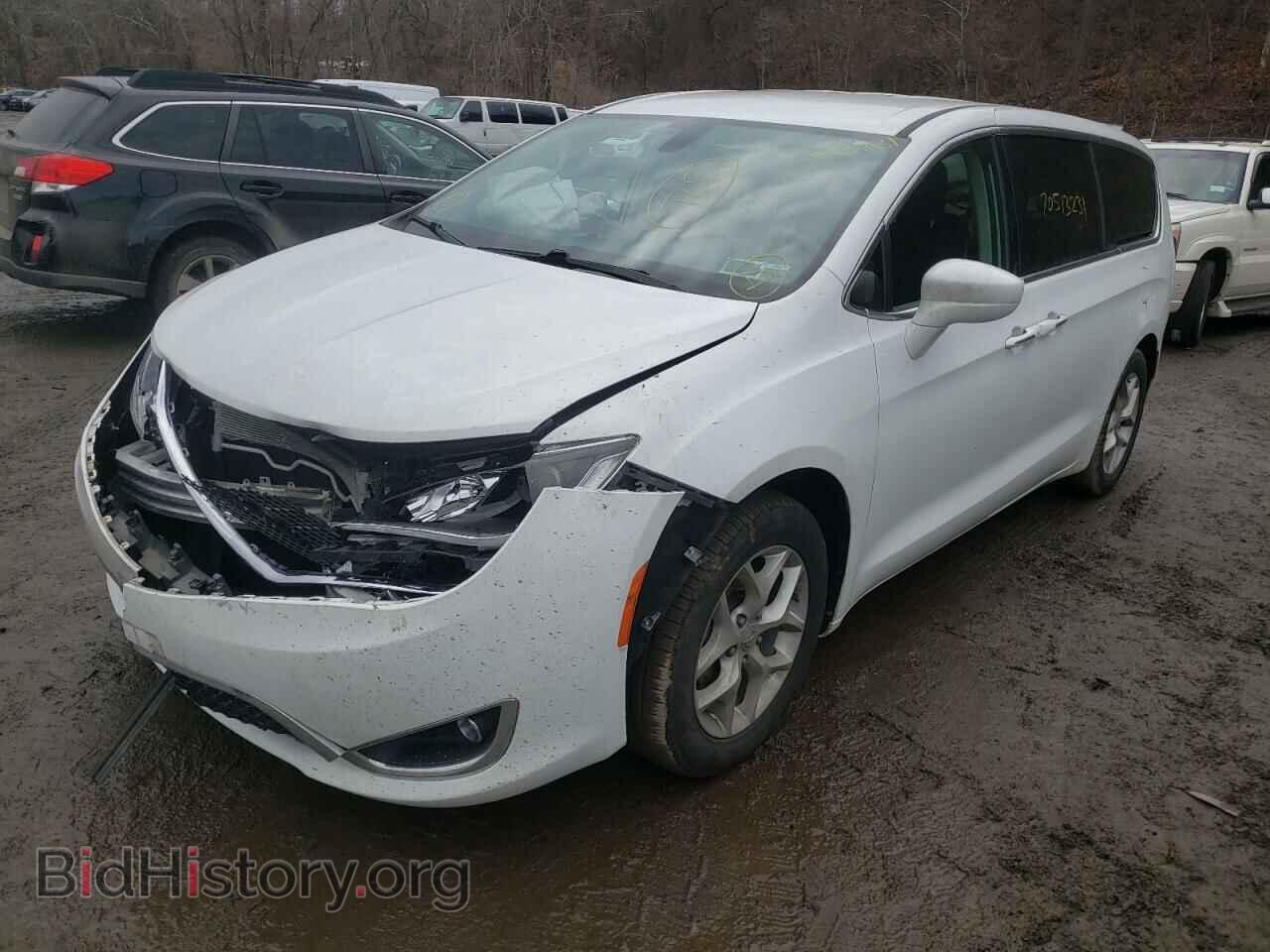 2019 CHRYSLER PACIFICA - VIN: 2C4RC1FG3KR604577 - Photo 2