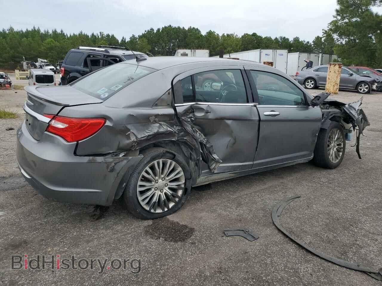 2013 CHRYSLER 200 - VIN: 1C3CCBCG8DN555462 - Фото 3