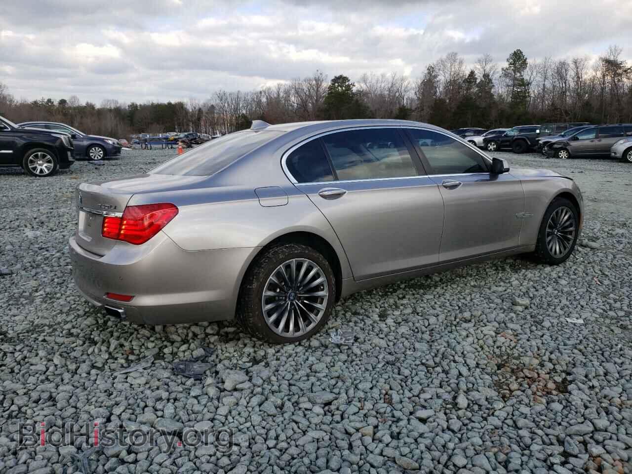 2011 BMW 7 SERIES - VIN: WBAKB4C57BC575129 - Фото 3
