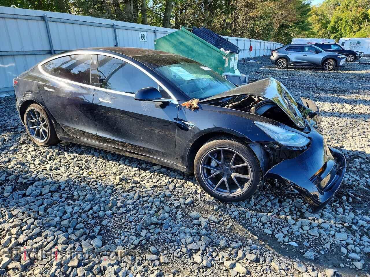 2018 TESLA MODEL 3 - VIN: 5YJ3E1EA4JF155370 - Photo 4
