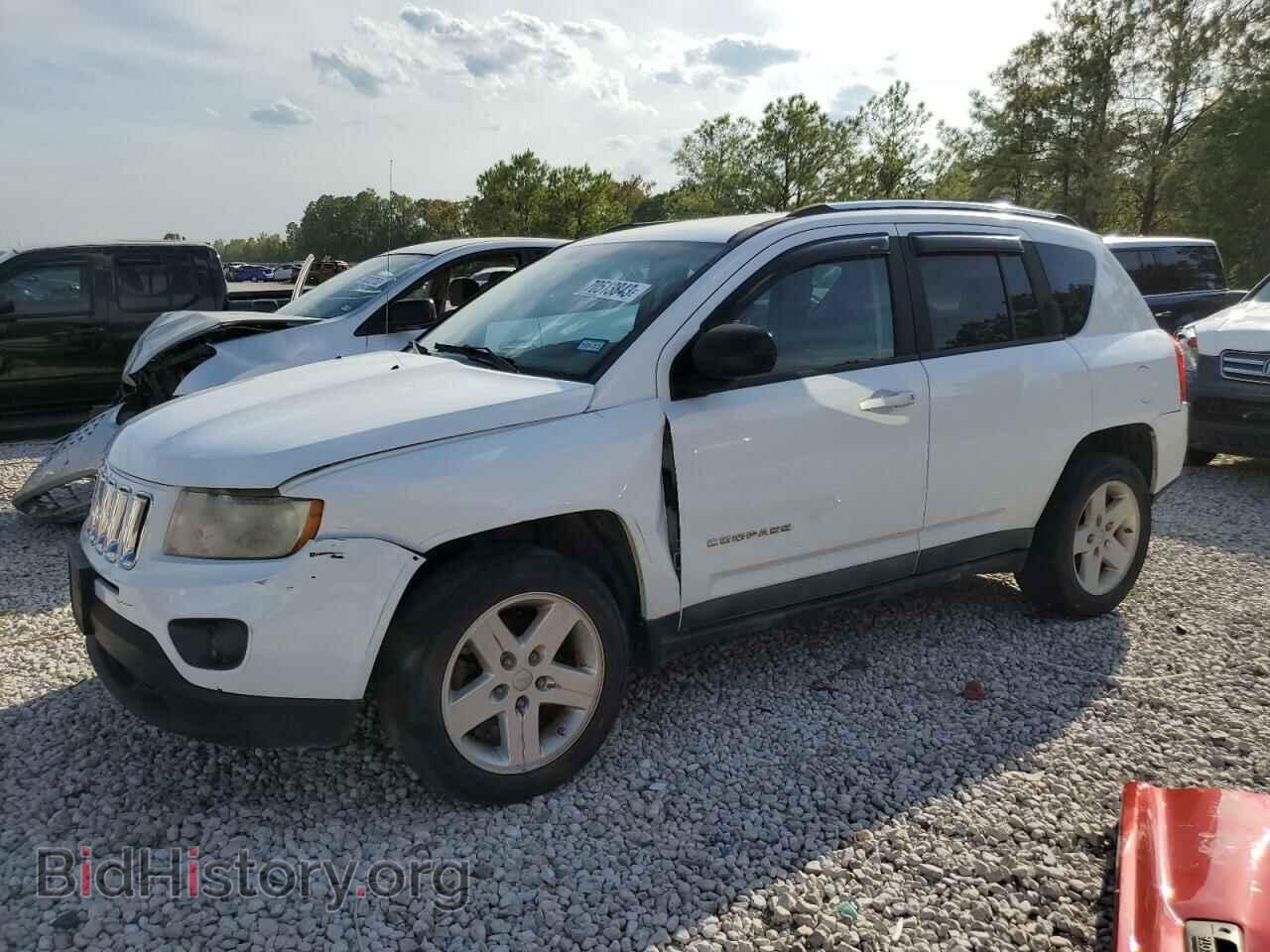 Photo 1J4NT1FB7BD271512 - JEEP COMPASS 2011