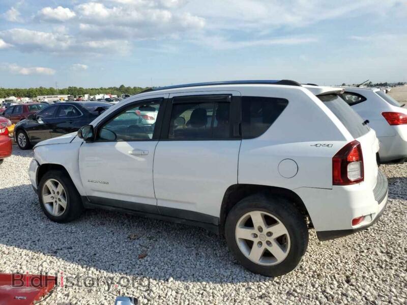 2011 Jeep COMPASS (VIN 1J4NT1FB7BD271512) — photo 2 of 13