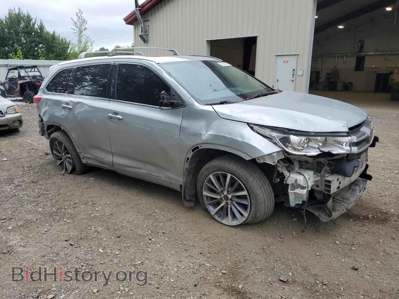 2017 TOYOTA HIGHLANDER - VIN: 5TDJZRFH2HS363548 - Фото 4