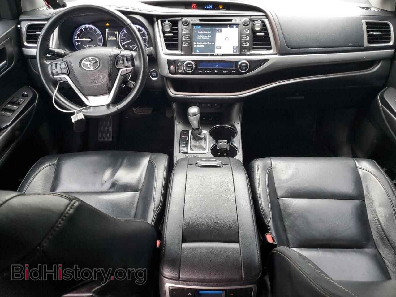 2017 TOYOTA HIGHLANDER - VIN: 5TDJZRFH2HS363548 - Фото 8