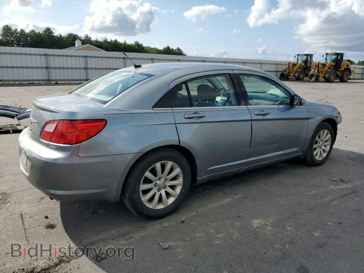 2010 CHRYSLER SEBRING - VIN: 1C3CC5FB6AN163075 - Фото 3