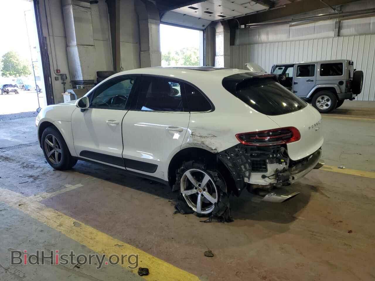 2018 PORSCHE MACAN - VIN: WP1AA2A50JLB19527 - Photo 2