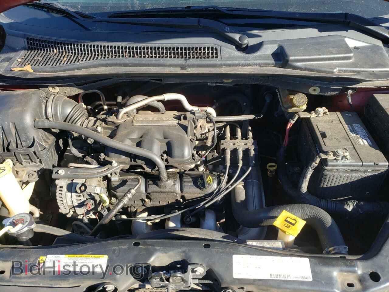 2008 CHRYSLER MINIVAN - VIN: 2A8HR44H88R748781 - Фото 7
