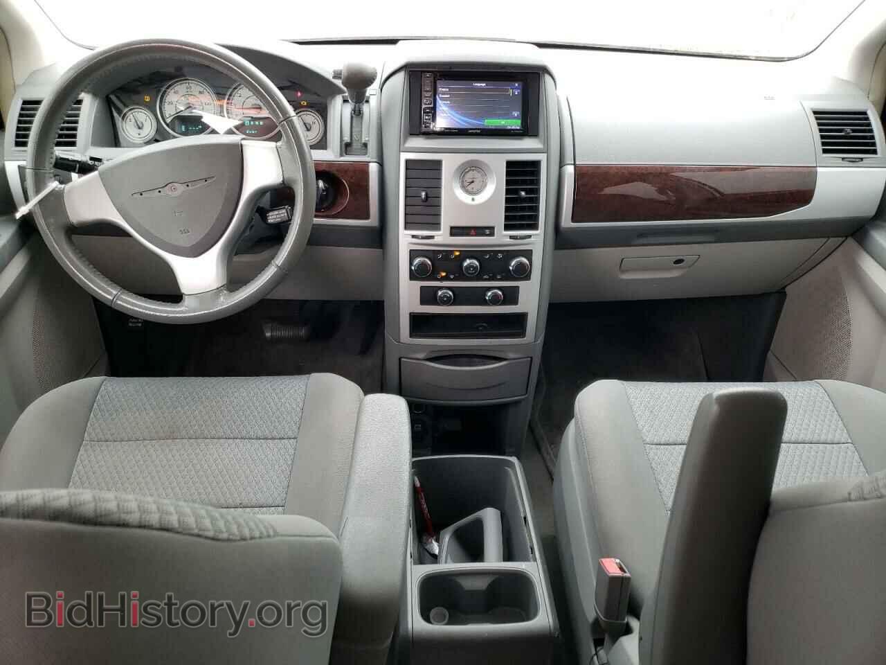 2010 CHRYSLER MINIVAN - VIN: 2A4RR5D10AR308882 - Фото 8