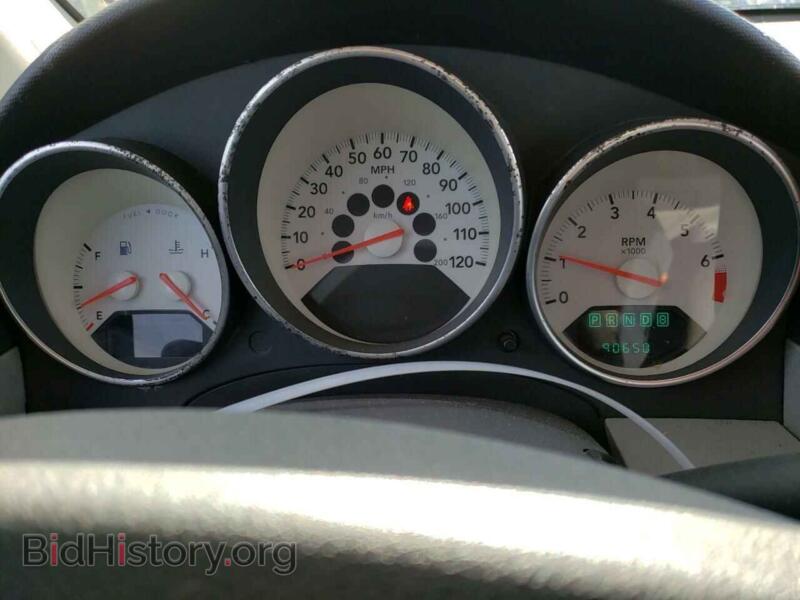 2007 Dodge CALIBER (VIN 1B3HB48B17D317459) — photo 9 of 12