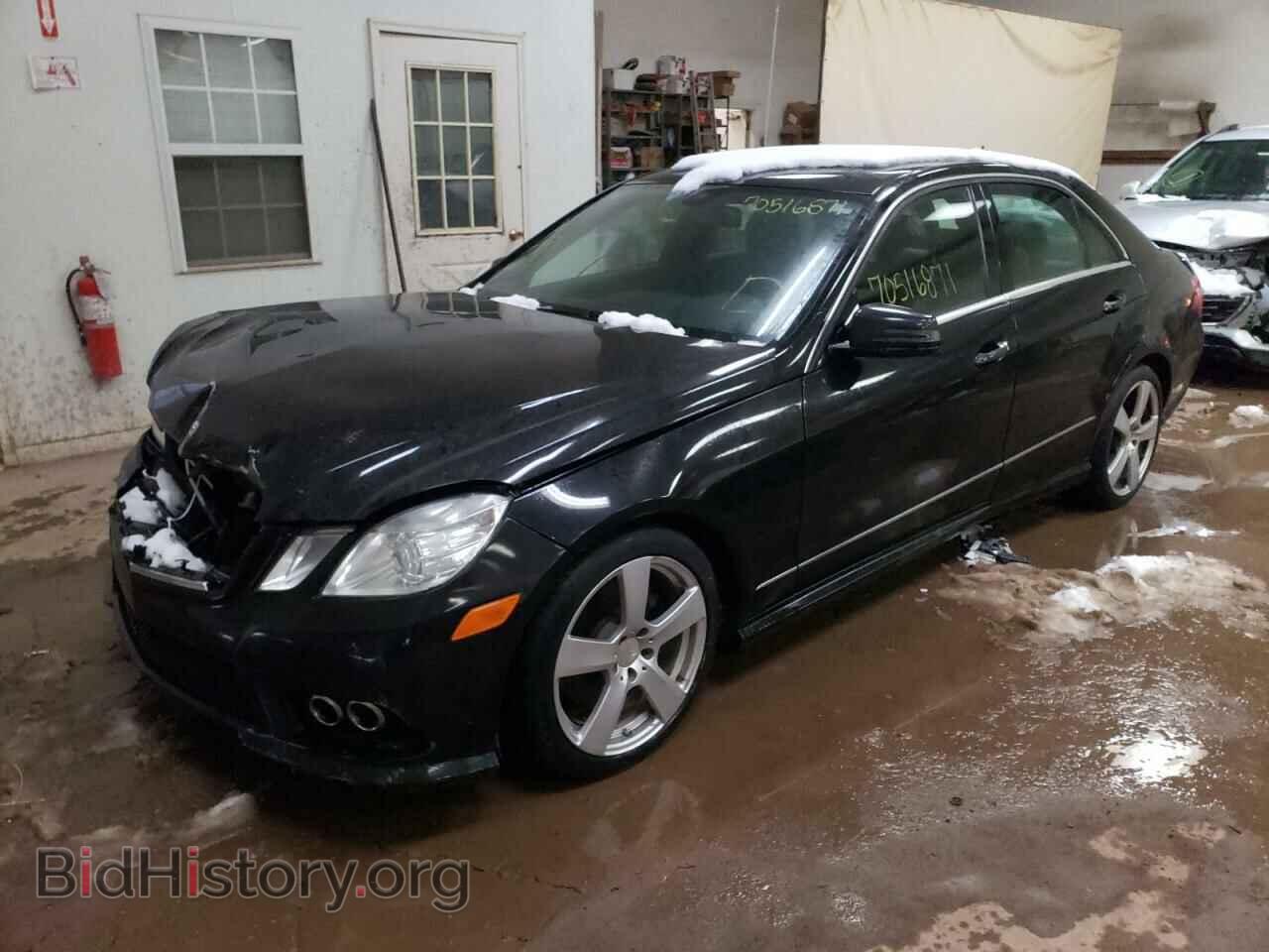 2010 MERCEDES-BENZ E-CLASS - VIN: WDDHF5GB1AA059727 - Фото 2