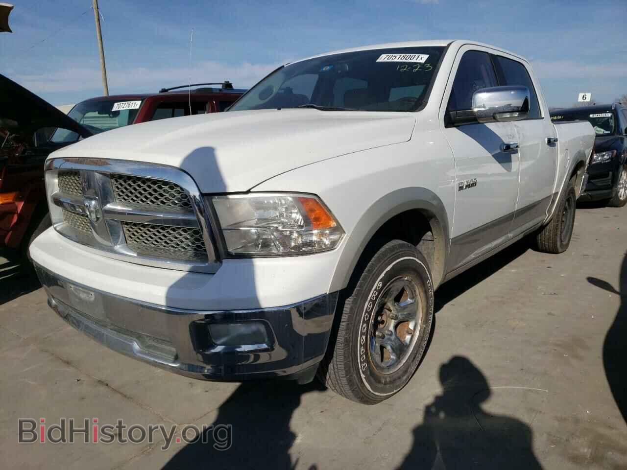 2010 DODGE RAM 1500 - VIN: 1D7RB1CT5AS153479 - Фото 2