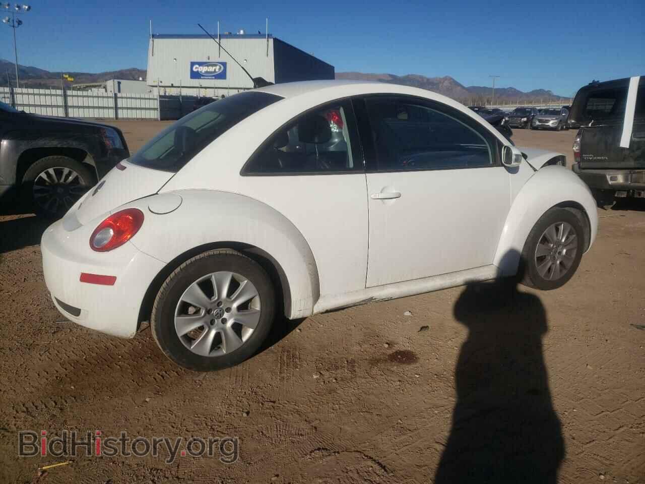 2009 VOLKSWAGEN BEETLE - VIN: 3VWPW31CX9M511147 - Фото 3