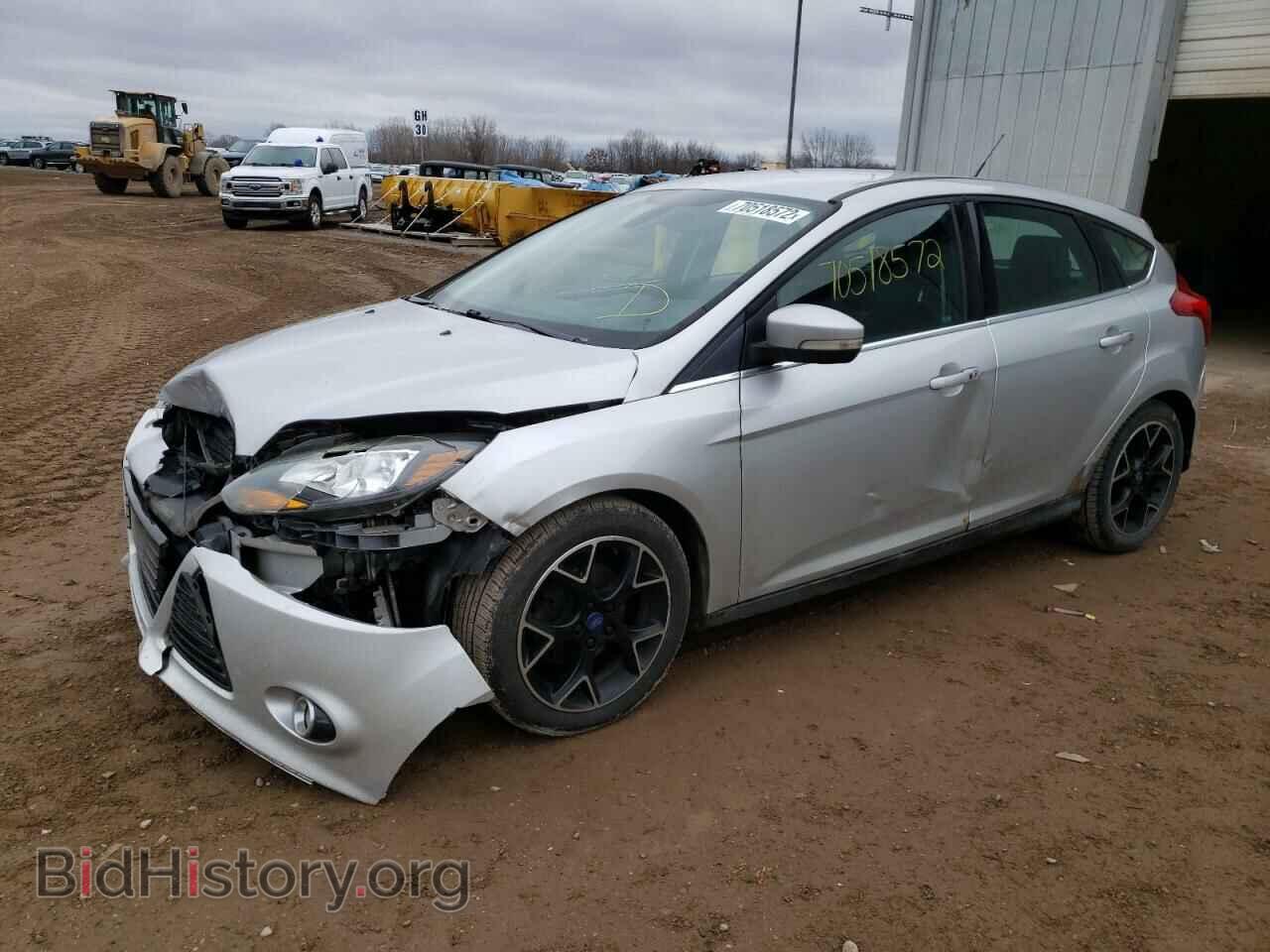 Фотография 1FAHP3N28CL239735 - FORD FOCUS 2012