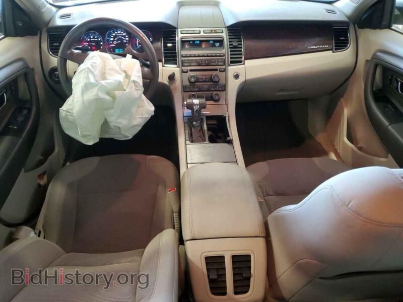 2011 Ford TAURUS (VIN 1FAHP2EW0BG114426) — photo 8 of 13
