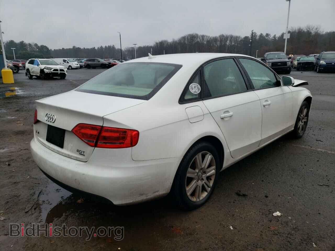 2011 AUDI A4 - VIN: WAUBFAFL0BN012134 - Фото 4