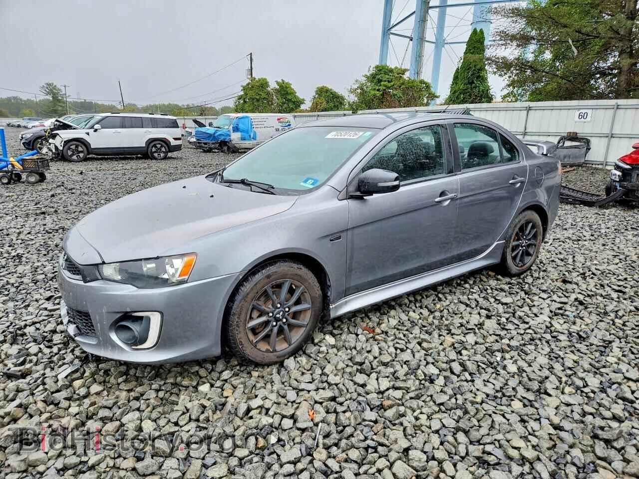 Photo JA32U2FUXHU010461 - MITSUBISHI LANCER 2017