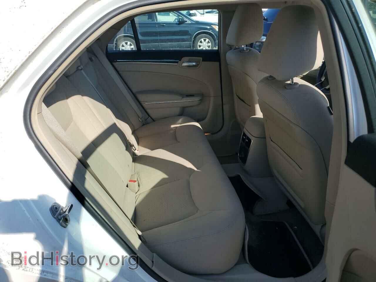 2011 CHRYSLER 300 - VIN: 2C3CA4CG9BH529850 - Фото 10