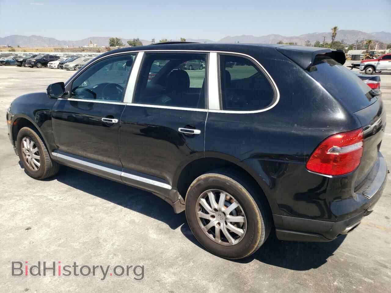 2010 PORSCHE CAYENNE - VIN: WP1AA2AP3ALA03711 - Photo 2