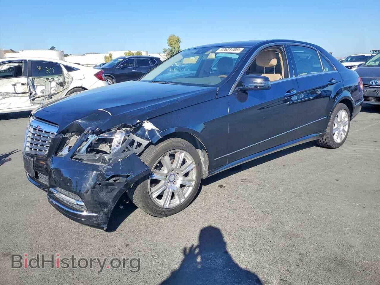 Photo WDDHF5KBXDA671954 - MERCEDES-BENZ E-CLASS 2013