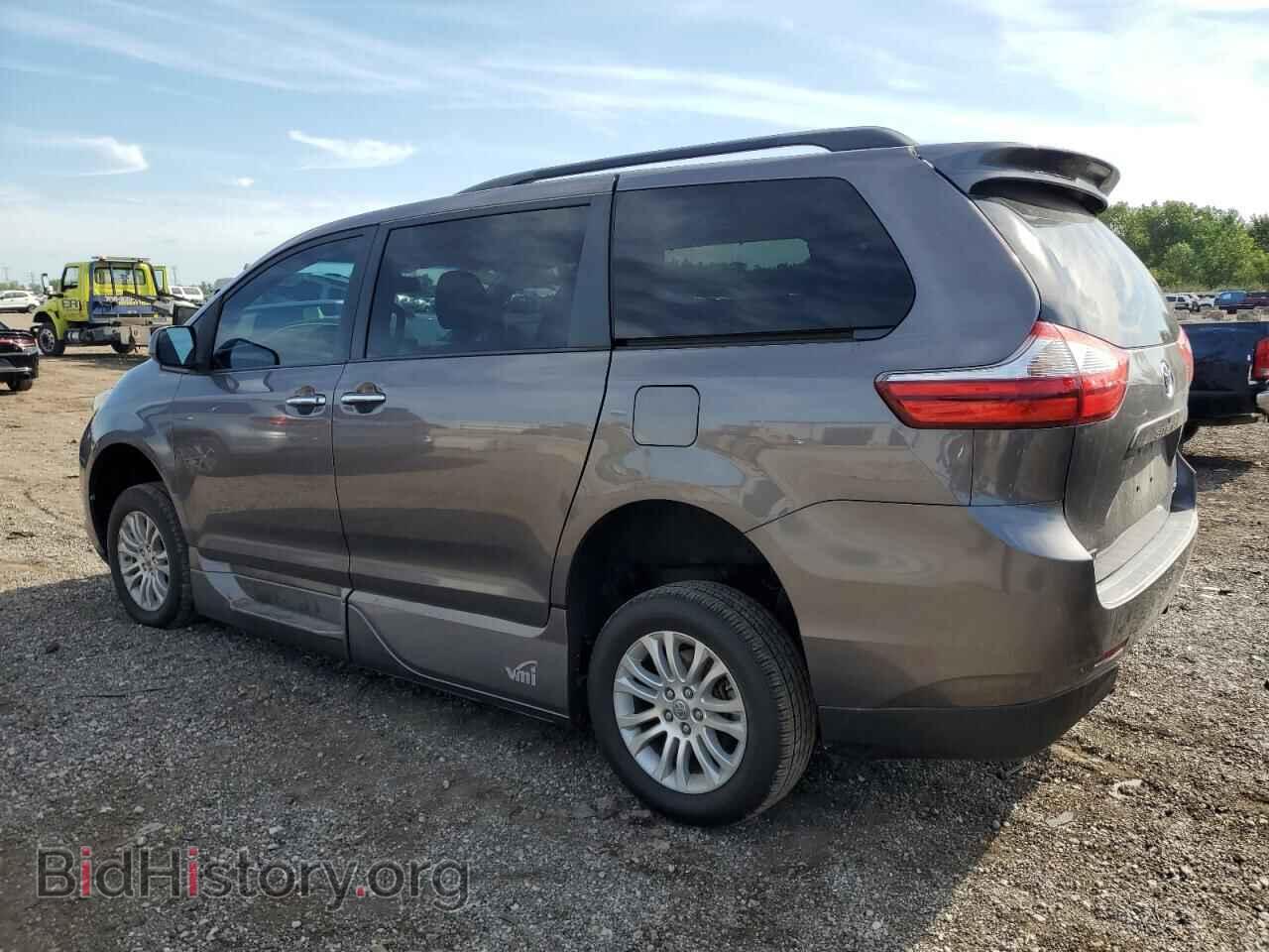 2015 TOYOTA All Models - VIN: 5TDYK3DC2FS672344 - Фото 2