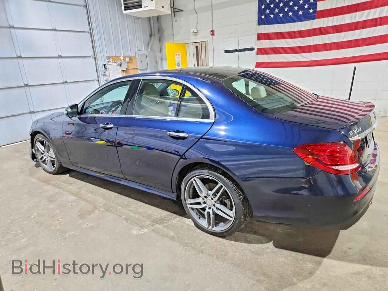 2017 MERCEDES-BENZ E-CLASS - VIN: WDDZF4KB9HA218820 - Photo 2