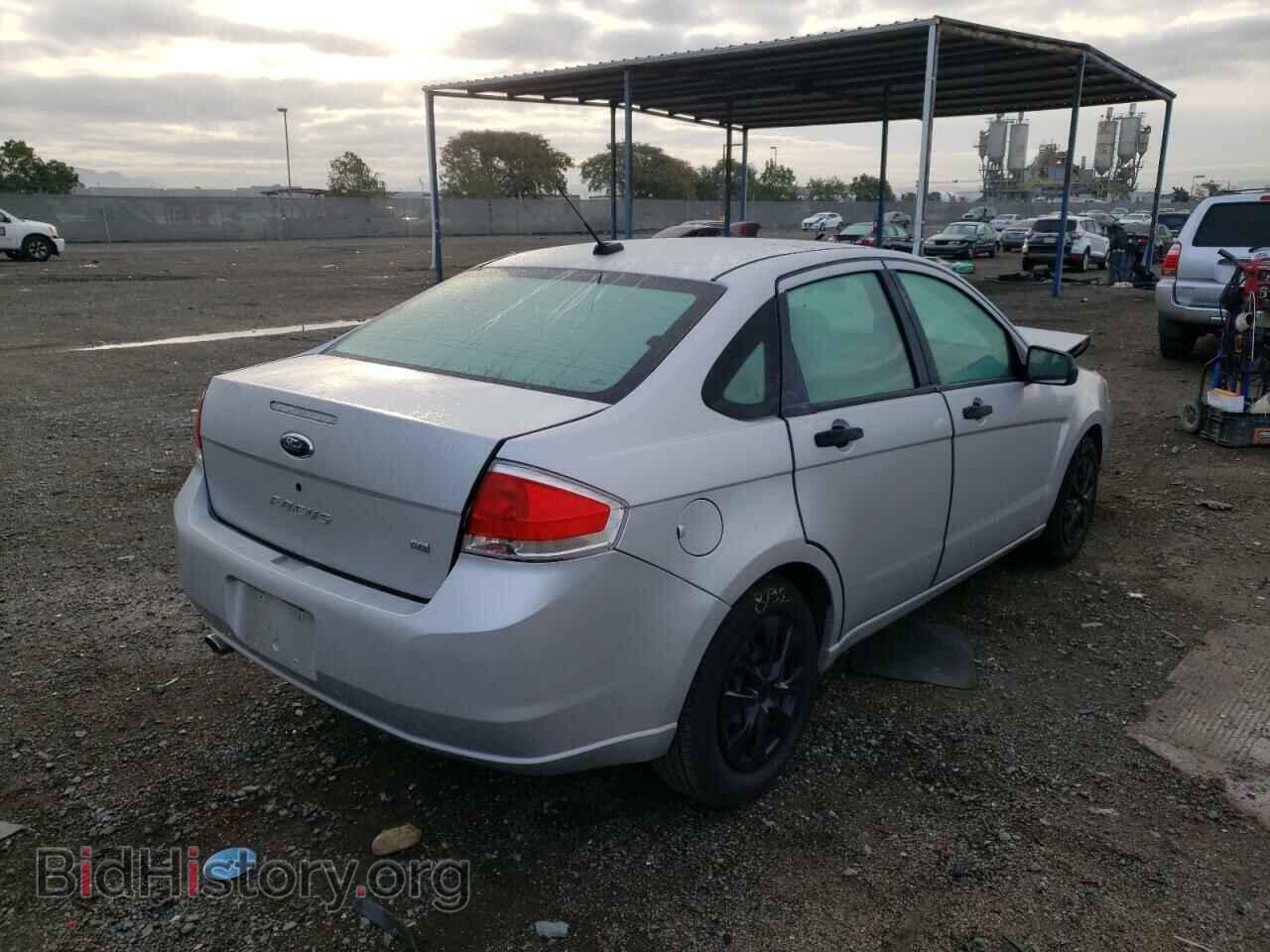 2009 FORD FOCUS - VIN: 1FAHP35N49W174836 - Фото 4